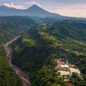 Meet your Posher, Itzel